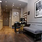 Saint-louis Pigalle 3*