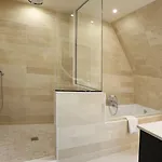 Hotel Saint-louis Pigalle