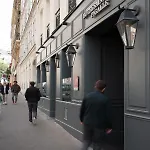 Saint-louis Pigalle Paryż
