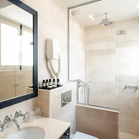 Saint-louis Pigalle 3*