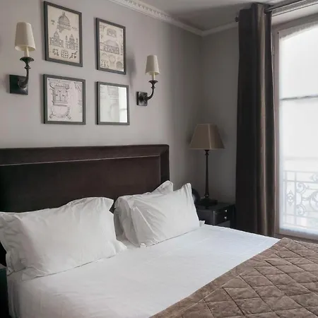 サン ルイ ピガール ホテル パリ