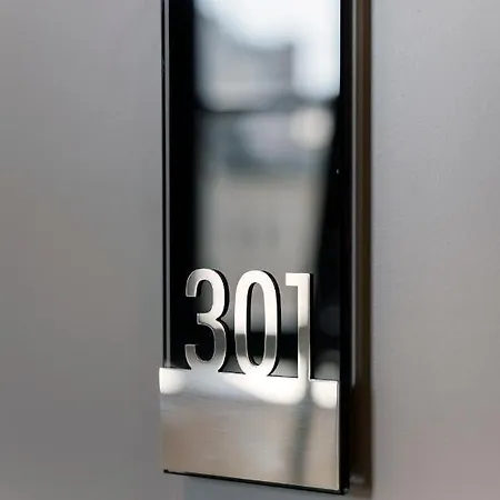 サン ルイ ピガール ホテル