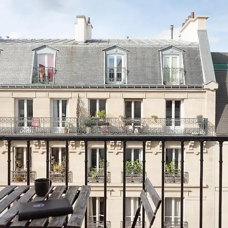 ホテル サン ルイ ピガール 3*