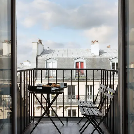 Отель Saint-louis Pigalle Париж