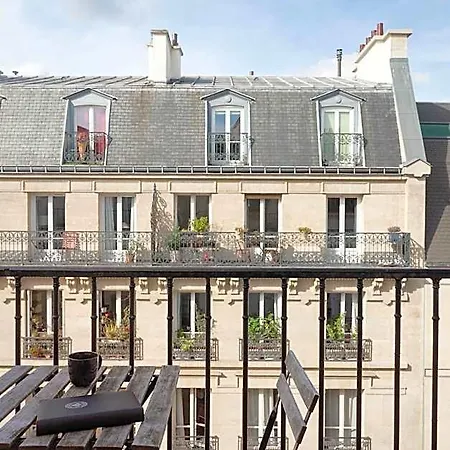 Avama Montmartre 3*