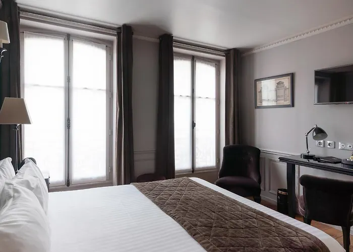 Saint-louis Pigalle 3* Paryż
