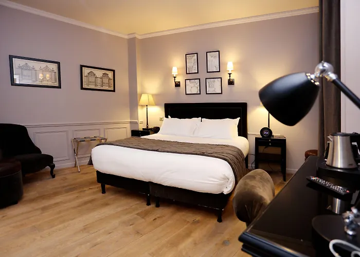 Saint-louis Pigalle Hotel