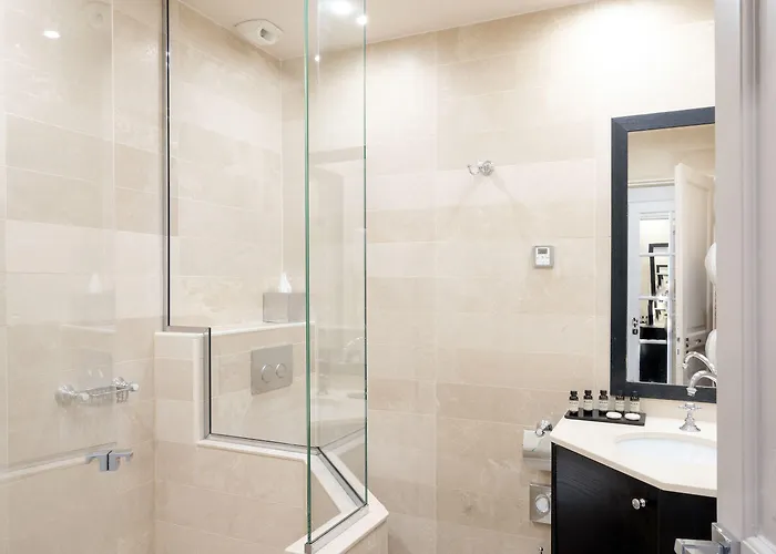 Hotel Saint-louis Pigalle